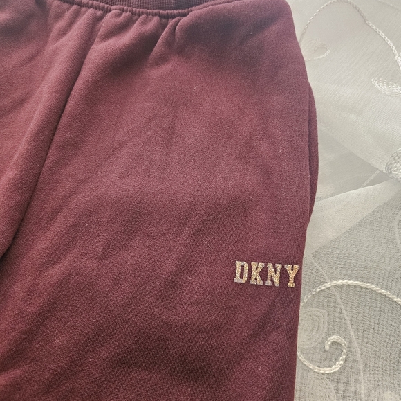 DKNY sweatpants/ joggers kids size 8 - Picture 3 of 6